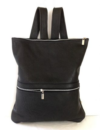 תיק עור גב שחור מעוצב בעבודת יד