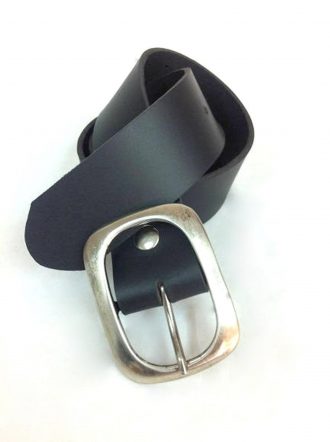 חגורת עור שחורה לגבר ברוחב 5 ס"מ - עבודת יד