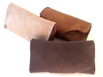 נרתיקי עור לטבק מעוצבים בעבודת יד