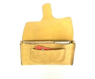 נרתיקי עור צבעוניים לטבק מעוצבים בעבודת יד