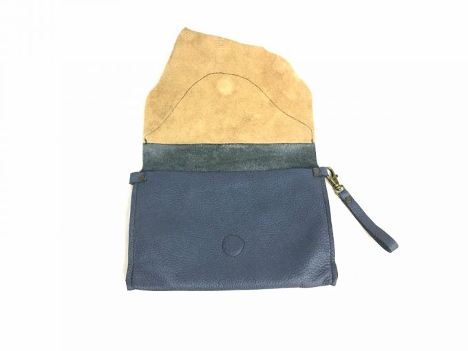 קלאץ' עור יחיד ומיוחד מעוצב לאישה בעבודת יד