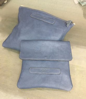 סט תיקי עור לטלית ותפילין מעוצבים בעבודת יד - דגם כחול